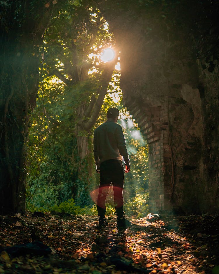 Man in the shade Man in the shade